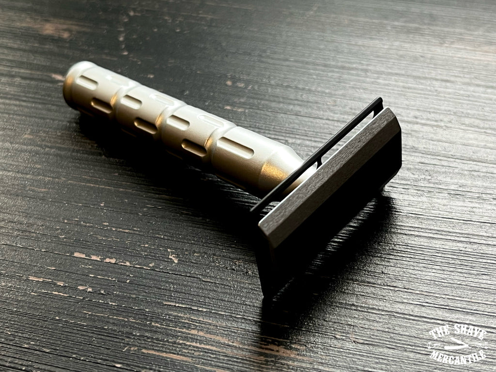 Macsmile Razor Goodfellas' Smile Syntesi Aluminum Safety Razor | Lightweight DE Razor ...